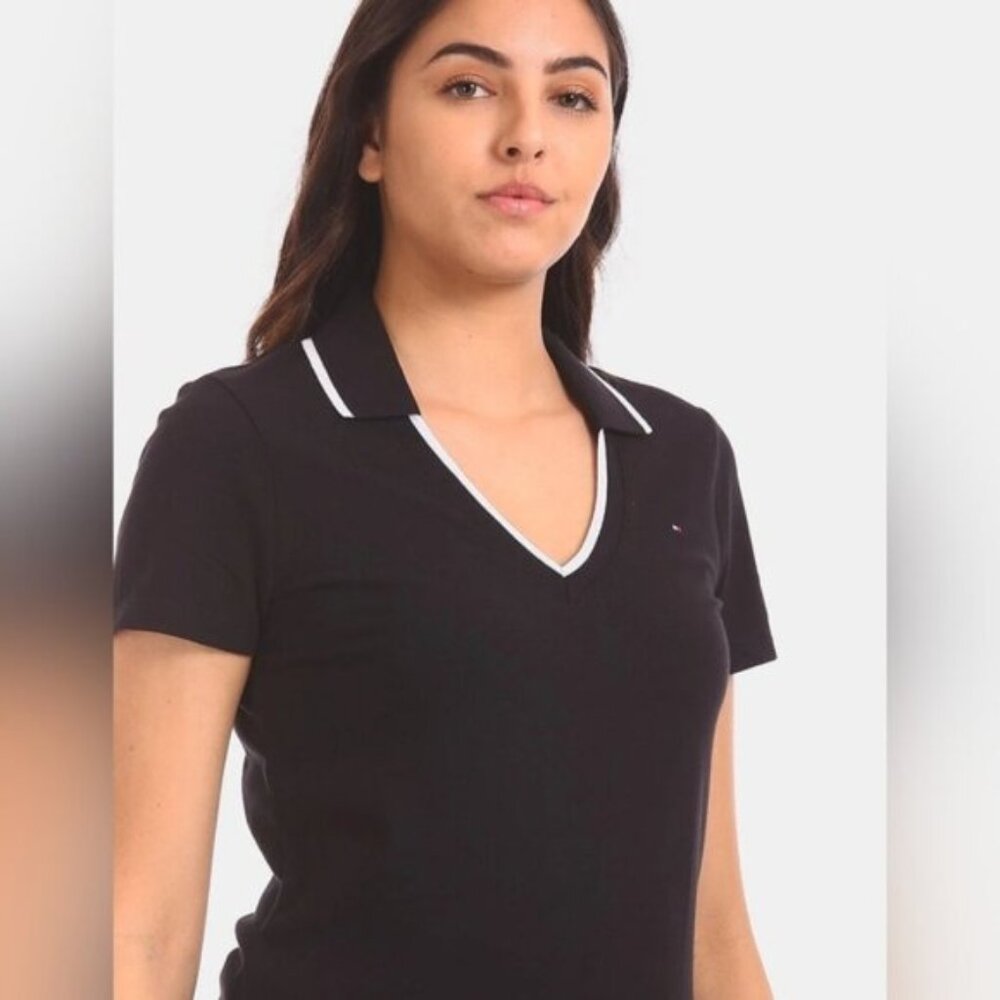 Tommy Hilfiger Polo Tipped V-Neck Old Money Tennis Prep Preppy Crest Logo Top L